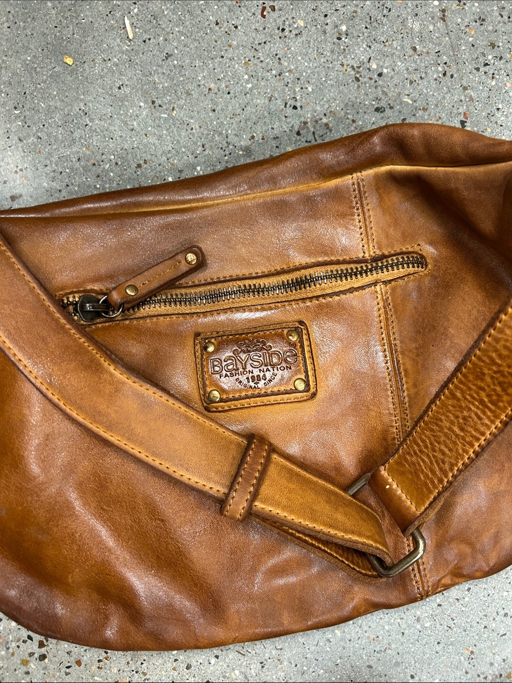 Lusher x bayside84 XL URBAN SLING and saddlebag - Picture 5 of 6